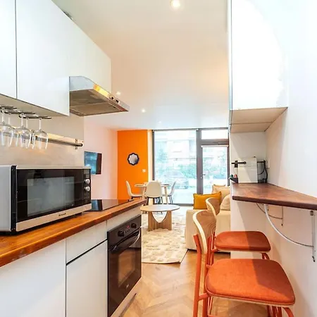 Apartment Colore Aux Portes Des Buttes Chaumont Paris